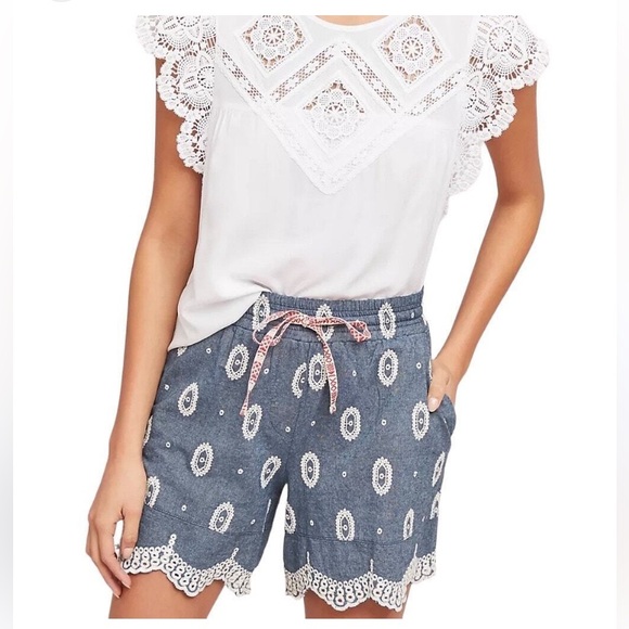Anthropologie Polka Dot Embroidered Shorts S - Picture 1 of 12